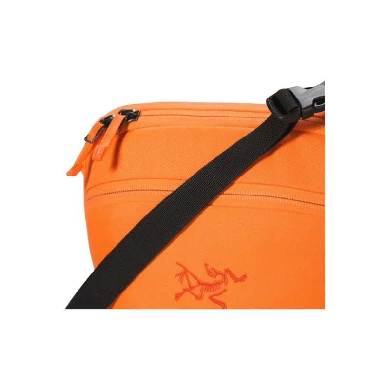 Arcteryx Mantis 2 Regular Outdoor Bags Polyester Orange Unisex-2