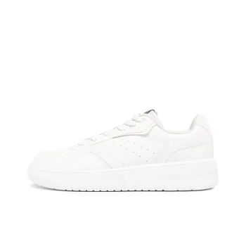 QIAODAN Non slip Lightweight Low Top Skateboard Shoes Men's White