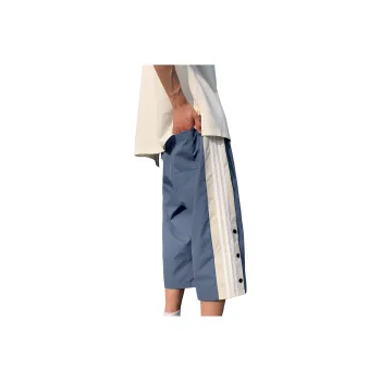 UNthemed Casual Shorts Unisex