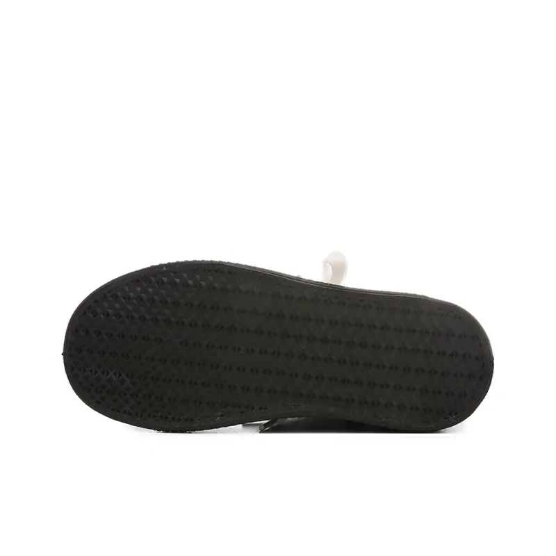 Lovely You Wear resistant And Lightweight Low Top Skateboard Shoes Women's-14