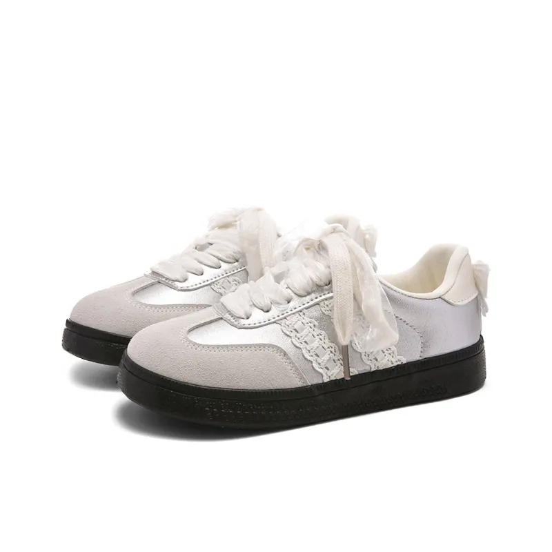 Lovely You Wear resistant And Lightweight Low Top Skateboard Shoes Women's-11