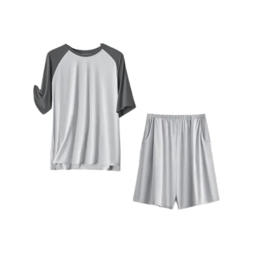 Xuan Liang Men Pajama Sets