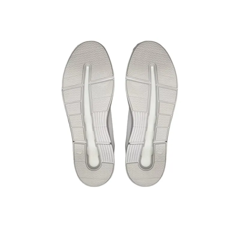 On Roger Spin White Black-4