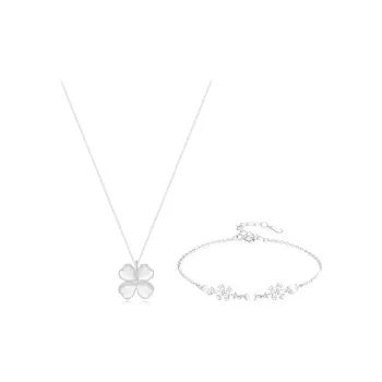 TRUE ME Glass Cat Eye Necklaces Women's