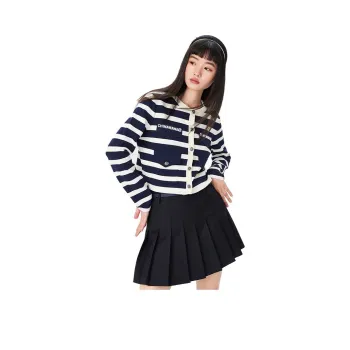 Hopeshow Knitwear Women's White Base Blue Stripes