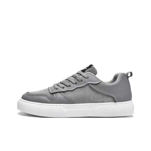 Pilot The Camel Slip Resistant, Abrasion Resistant, Breathable Low Top Skateboard Shoes Men's