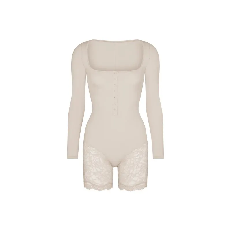 SKIMS FITS EVERYBODY LACE LONG SLEEVE ONESIE Bodysuits Women's STONE/Stone Color-0