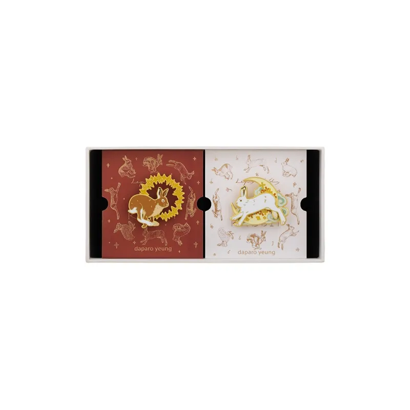 Daparo Yeung Enamel Brooches Unisex-13