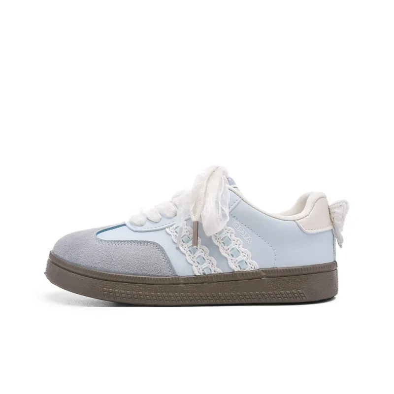 Lovely You Wear resistant And Lightweight Low Top Skateboard Shoes Women's-0