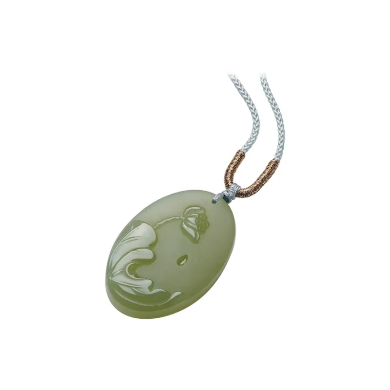 CHOW TAI SENG Hetian Jade Pendants Green Jade Unisex-1