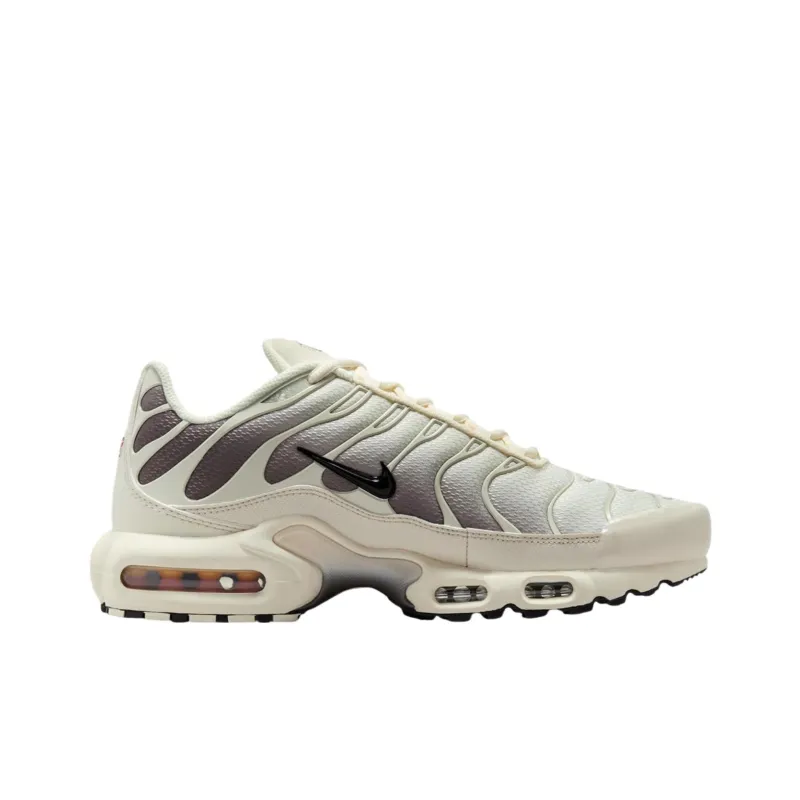 Nike Air Max Plus Anti Slip Wear Resistant Low Top Running Shoes Unisex Beige Black-1