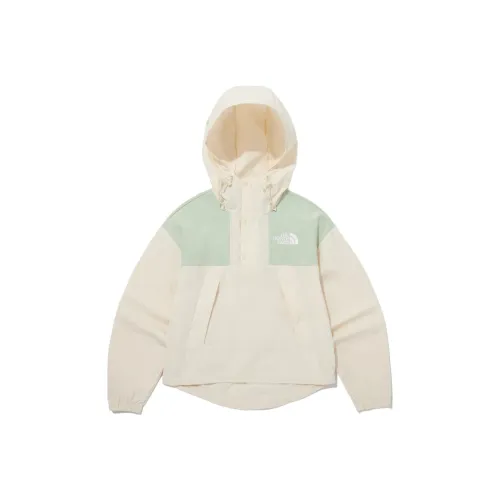 THE NORTH FACE Jackets & Coats Women's Cream