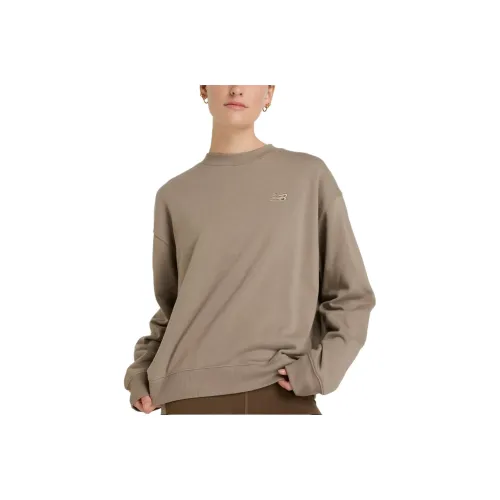 New Balance Sport EssentialsFrench Terry Sweatshirt Women's Missguided