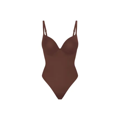 SKIMS SS25 ULTIMATE BODY PUSH-UP THONG BODYSUIT Bodysuits Women's COCOA/Cocoa