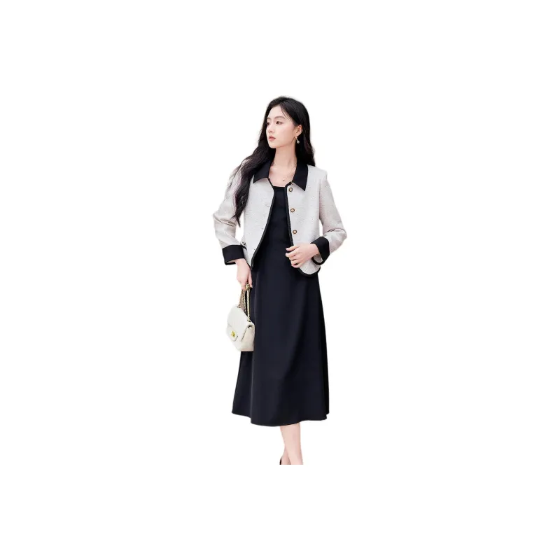 Like The Age Of Water Jackets Coats Women's Black White-0