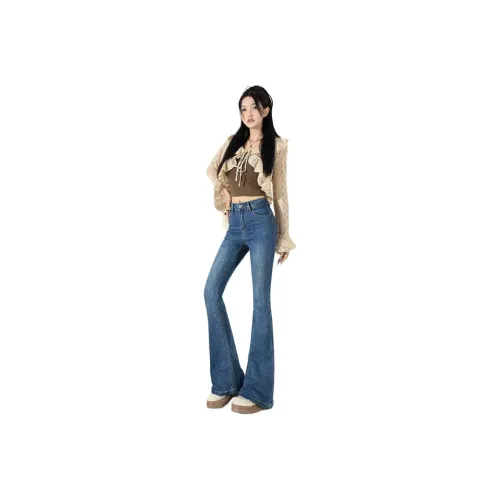 The New Age Family Jeans Women's