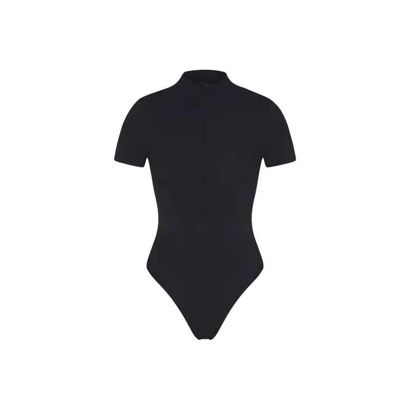 SKIMS SEAMLESS SCULPT ZIP FRONT T-SHIRT THONG BODYSUIT Bodysuits Women's ONYX/Onyx-0