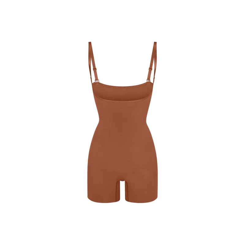 SKIMS SEAMLESS SCULPT OPEN BUST SHORTIE BODYSUIT Bodysuits Women's BRONZE/Bronze-0