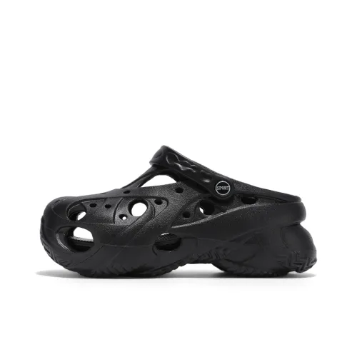 Hong Kong Meng Clogs Men