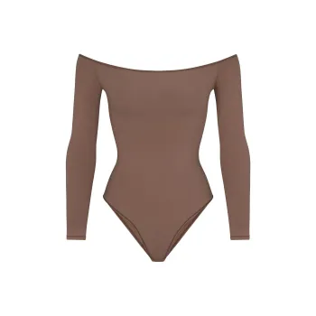 SKIMS COTTON JERSEY OFF THE SHOULDER BODYSUIT Bodysuits Women's TRUFFLE/Truffle Color