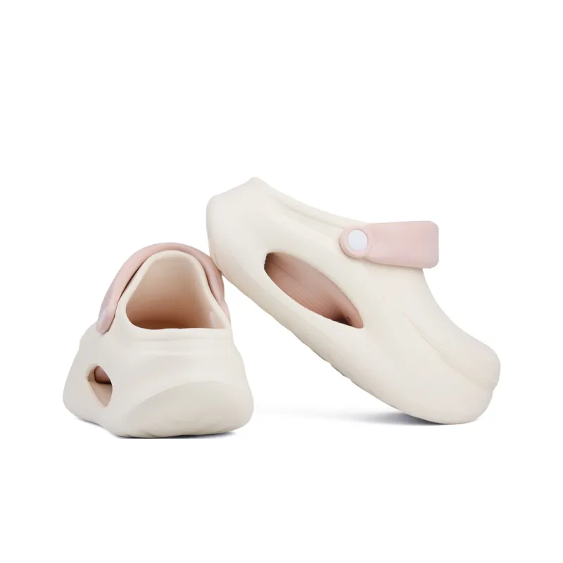 N6N8 Closed Toe Slippers Women's-10