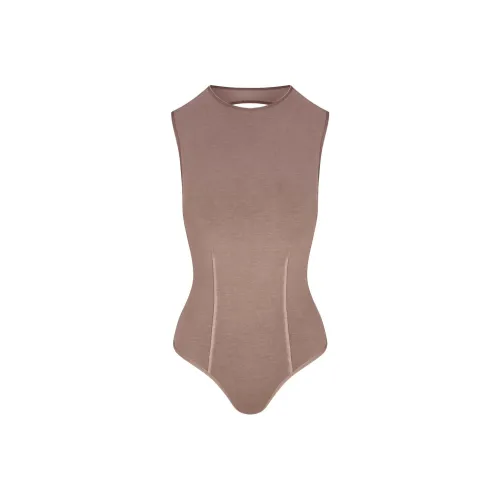 SKIMS SS25 OUTDOOR OPEN BACK BODYSUIT Jumpsuit Women's FAWN/Deer