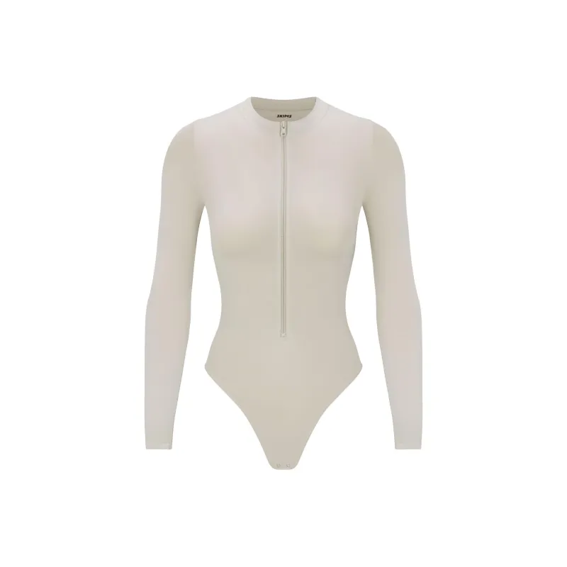 SKIMS FW24 SOFT SMOOTHING SEAMLESS LONG SLEEVE BODYSUIT Bodysuits Women's STONE/Stone Color-0