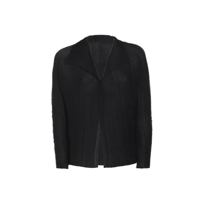 ISSEY MIYAKE Pleats BK/WT 48 Cardigan-0