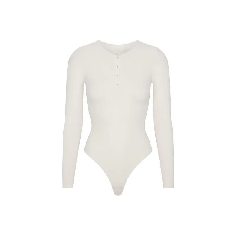 SKIMS FW24 COTTON JERSEY LONG SLEEVE HENLEY BODYSUIT Bodysuits Women's MARBLE/Marble-0