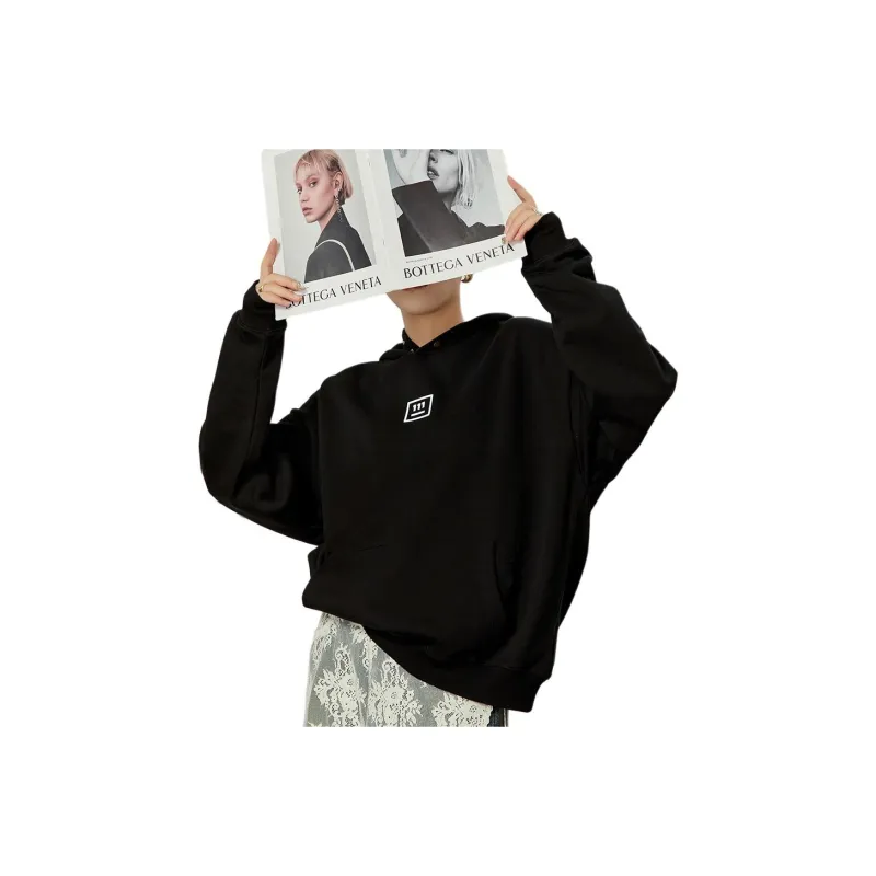 Weekly Sweatshirt Women's Ivory Black-0