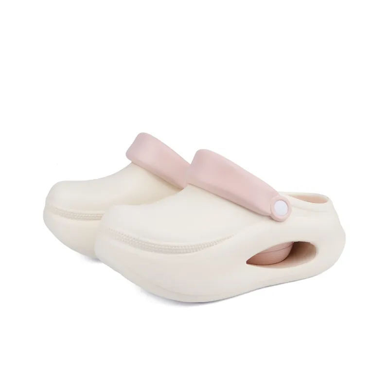 N6N8 Closed Toe Slippers Women's-9