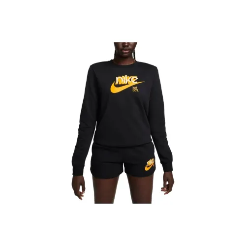 Nike Club Fleece Sweatshirt