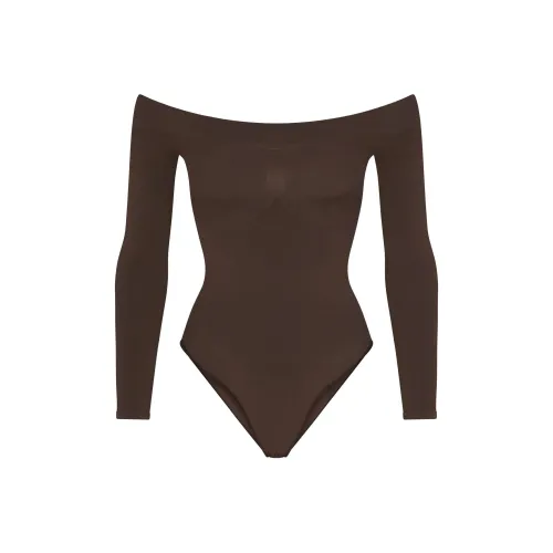 SKIMS SEAMLESS SCULPT OFF THE SHOULDER BRIEF BODYSUIT Bodysuits Women's ESPRESSO/Dark Coffee Color