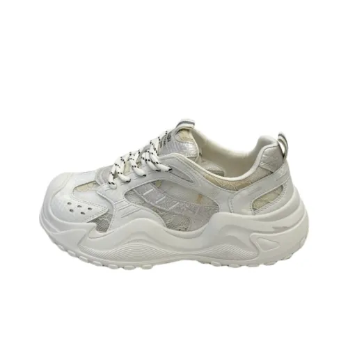 Shougu Coverage Low Top Chunky Sneakers Women's