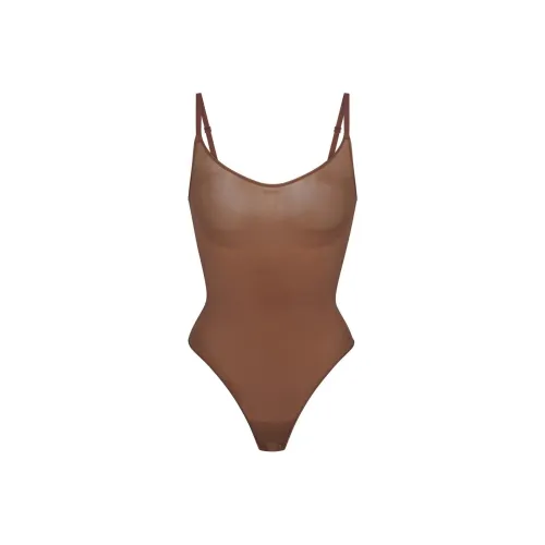 SKIMS EVERYDAY SCULPT BODYSUIT Bodysuits Women's JASPER/Jasper