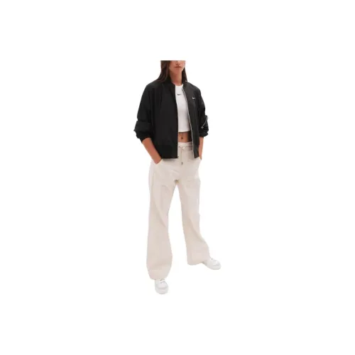 Nike Essential Zipped Bomber Jacket