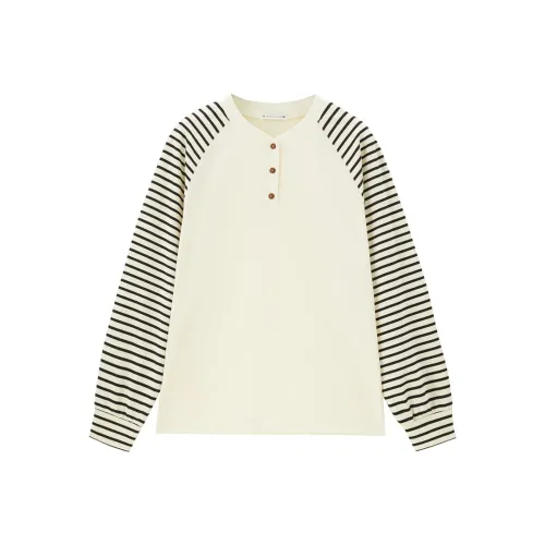 UNIQLO T Shirts Women's