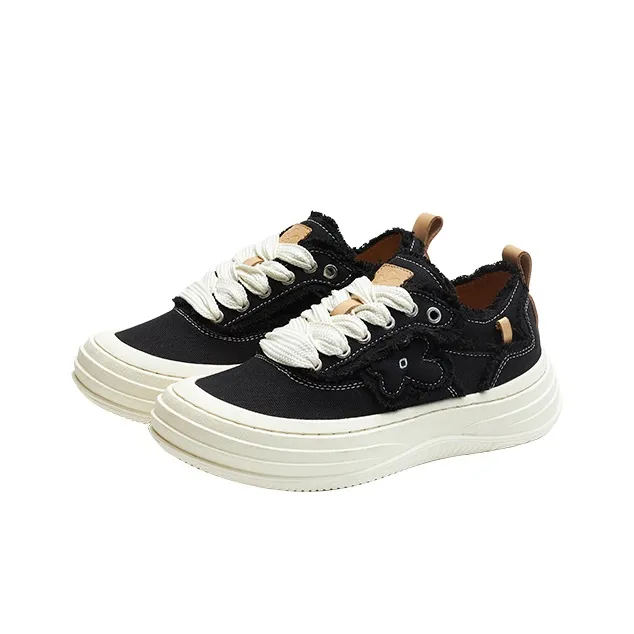 WE FLOWER Low Top Skateboard Shoes Unisex Black Mary-2