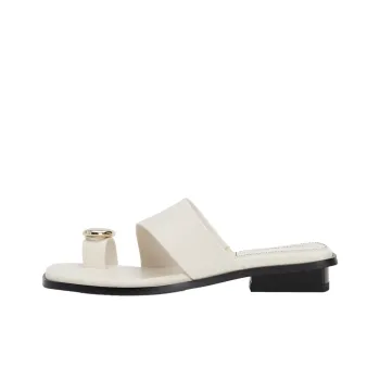 URBAN REVIVO Abrasion Resistant, Odor Resistant Slide Slippers Women's Ecru