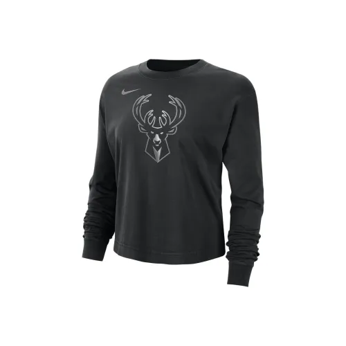 nike code Milwaukee Bucks Courtside Women's nike code Nba Shine Boxy Long Sleeve T Shirt