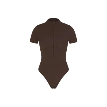 SKIMS SEAMLESS SCULPT ZIP FRONT T SHIRT THONG BODYSUIT Bodysuits Women's ESPRESSO/Dark Coffee Color