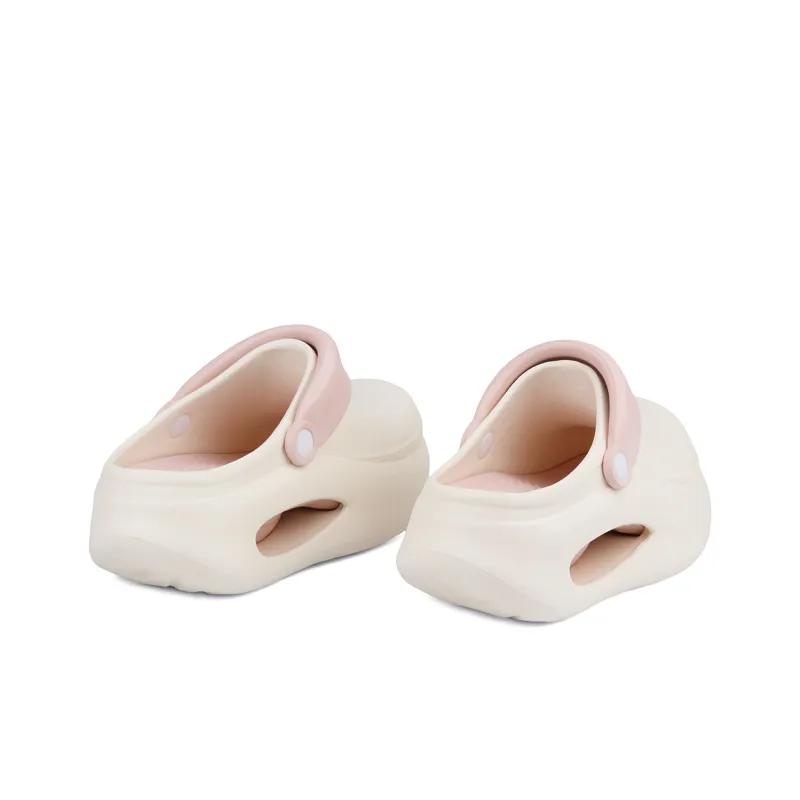 N6N8 Closed Toe Slippers Women's-11