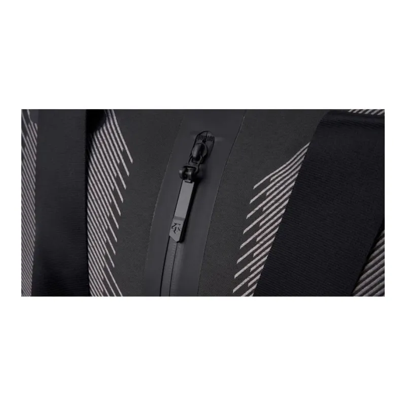 DESCENTE TRAINING Travel Bags Jacquard Black Men's-4