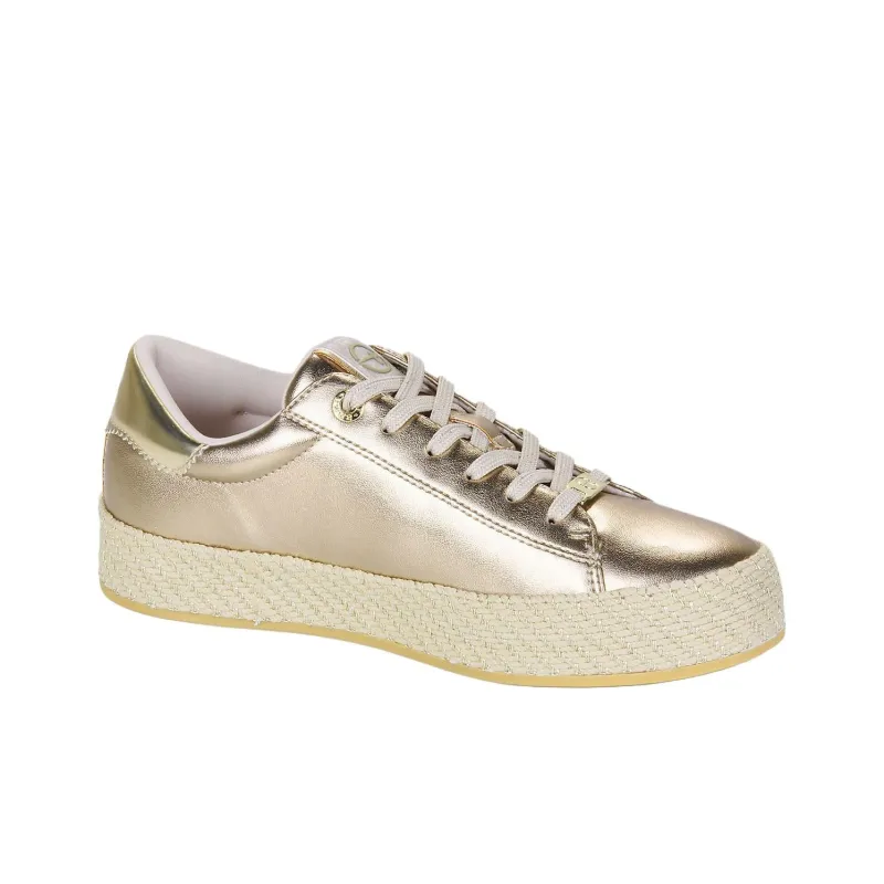 Tamaris Low Top Skateboard Shoes Women's Gold-1