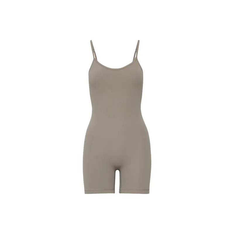 ARITZIA Golden BUTTER Essential 5' Romper Bodysuits Women's Turner Taupe/Turner Gray-Brown-0