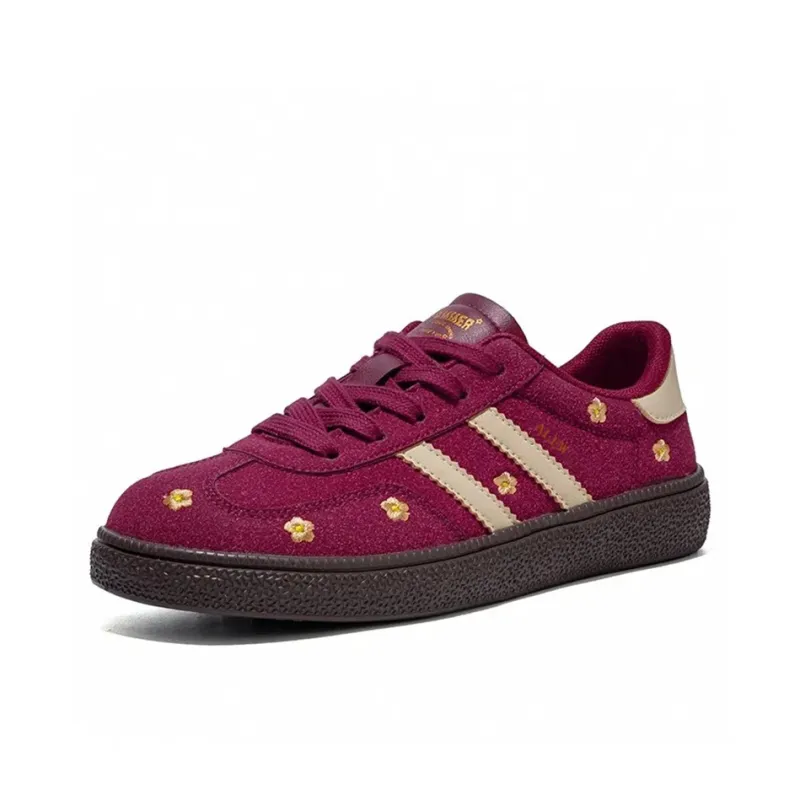 CVOJOO Non slip Lightweight Low Top Skateboard Shoes Women's Burgundy-2