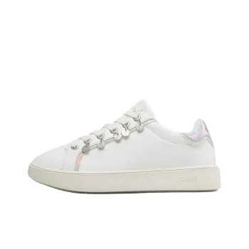 GUESS Logo Mely Abrasion Resistant Low Top Skateboard Shoes Women's White