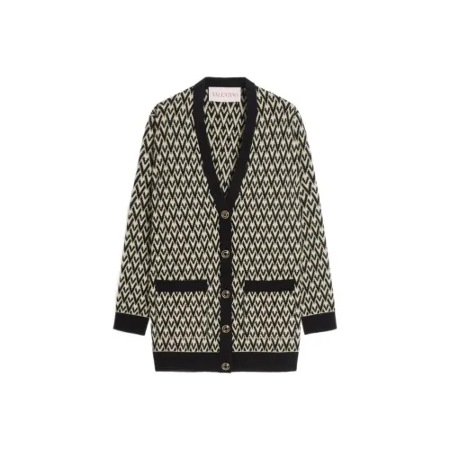 AMIPARIS Paris Heart Embroidered Button Up Cardigan
