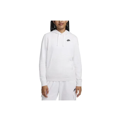 Nike Sportswear Club Fleece Women's Pullover Hoodie