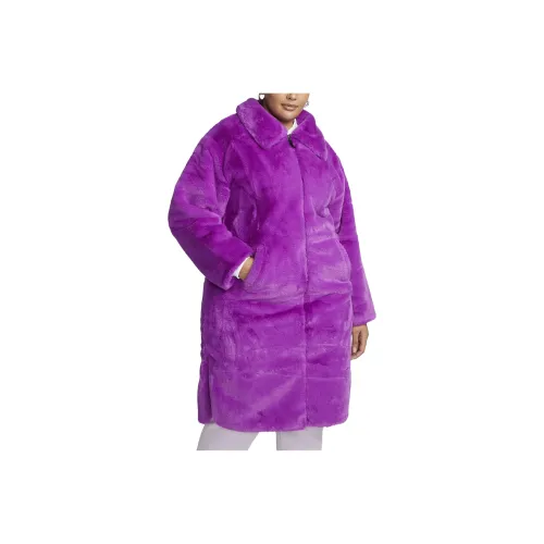 Nike Coats Women's Violet